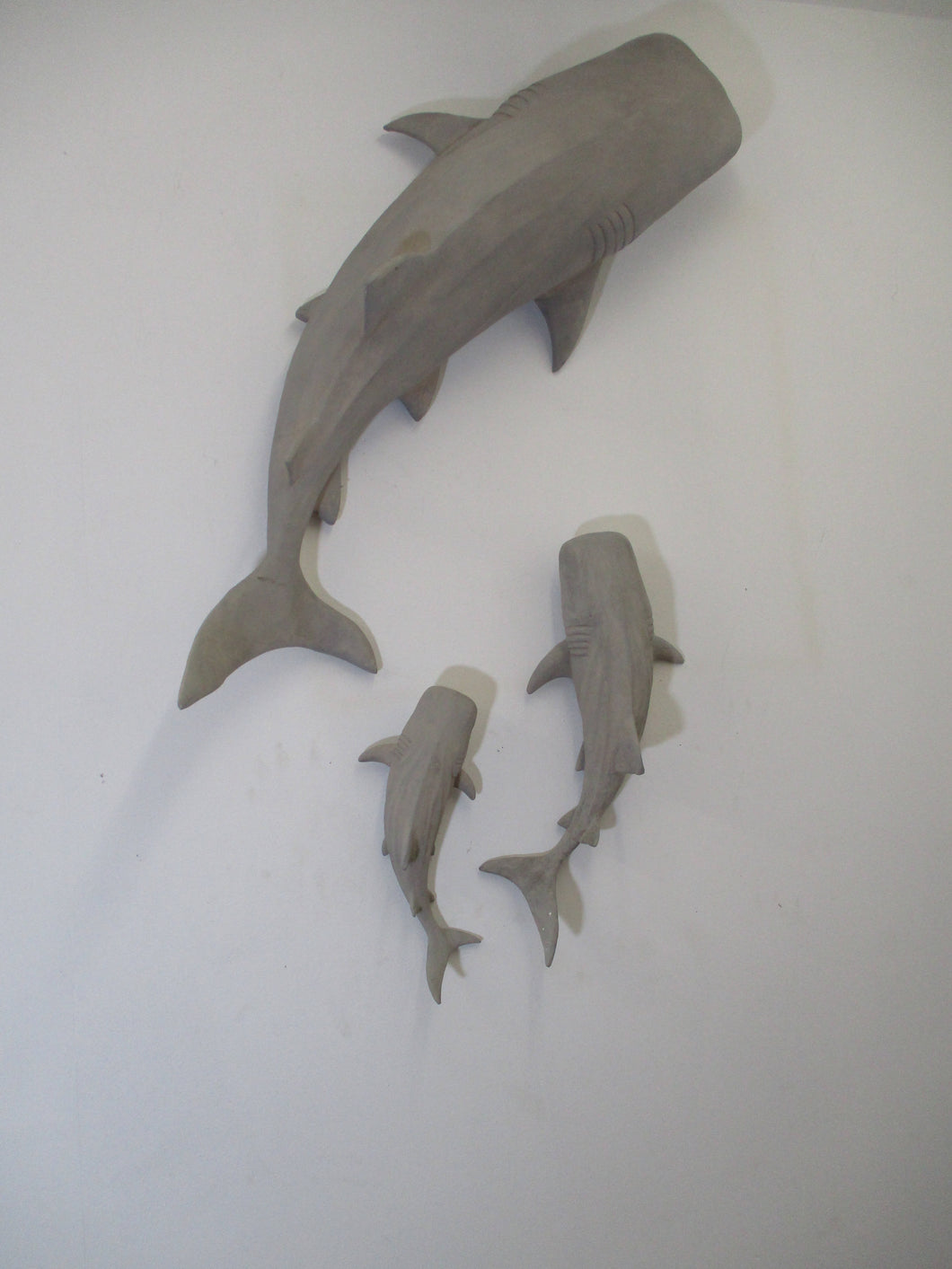 Déco murales requins baleines gris 3 pièces - les ateliers croix-rouge