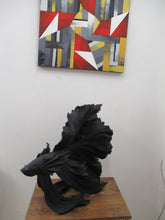 Charger l&#39;image dans la galerie, statue poisson noir H56 - les ateliers croix-rouge
